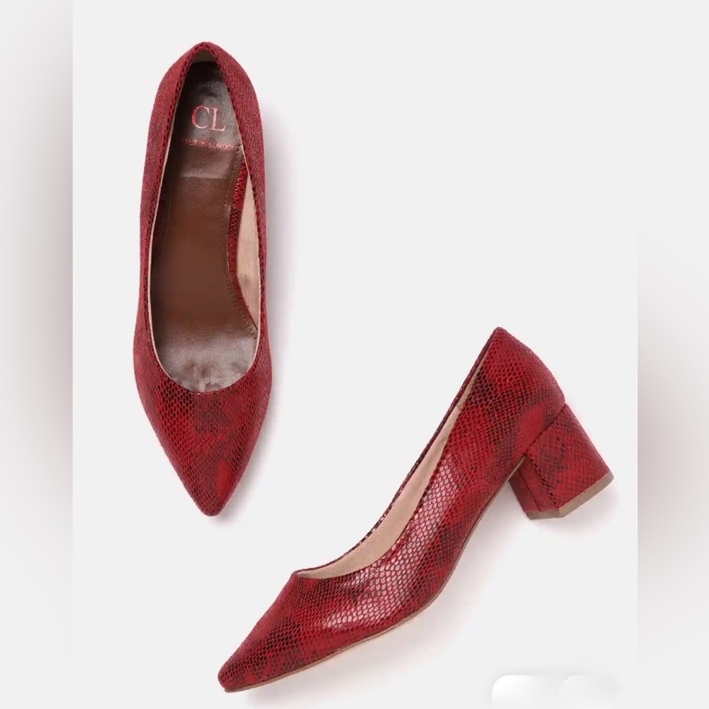 NWT Red Carlton London Snakeskin Block Heels Pump